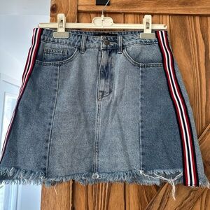 Chic Denim Mini Skirt with Red Striped Detail